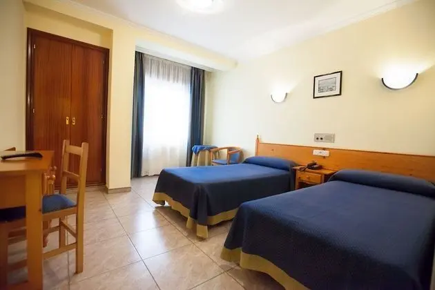 Oda, 2 Tek Kişilik Yatak, Deniz Manzaralı