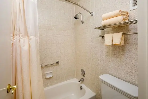 Standard Oda, Birden Çok Yatak, Engellilere Uygun, Sigara İçilmez
