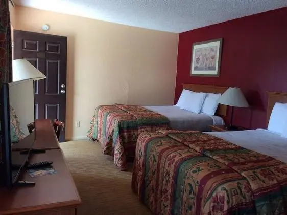 Superior Oda, 2 Büyük (Queen) Boy Yatak, Buzdolabı ve Mikrodalga