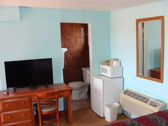 Superior Oda, 2 Büyük (Queen) Boy Yatak, Buzdolabı ve Mikrodalga