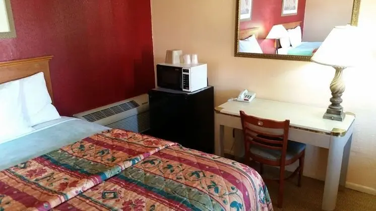 Superior Oda, 2 Büyük (Queen) Boy Yatak, Buzdolabı ve Mikrodalga