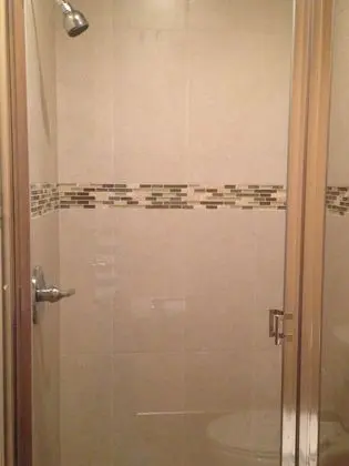 Standard Oda, 1 Büyük (Queen) Boy Yatak, Buzdolabı ve Mikrodalga