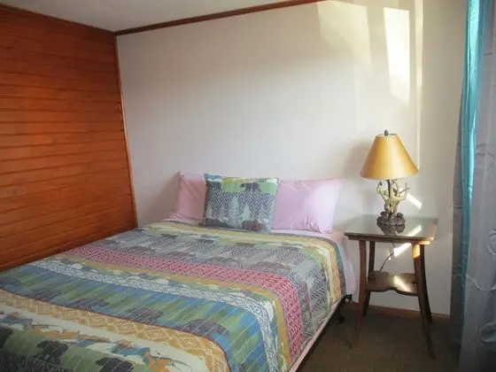 Double Room, 1 Queen and 1 Double Bed