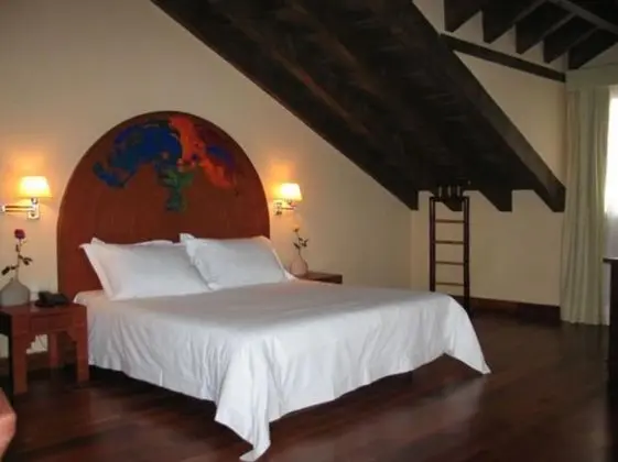 Superior Tek Büyük veya İki Ayrı Yataklı Oda