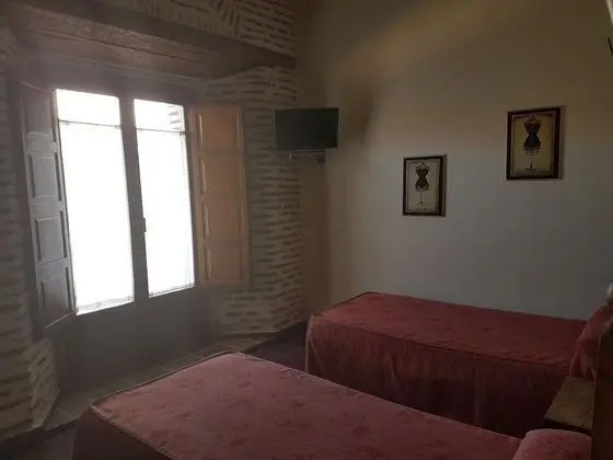 Tek Büyük veya İki Ayrı Yataklı Oda