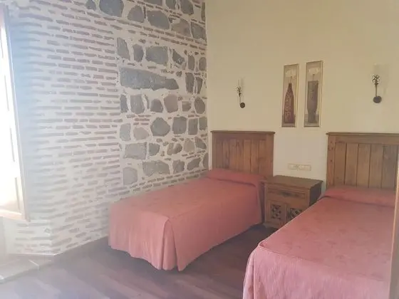 Tek Büyük veya İki Ayrı Yataklı Oda