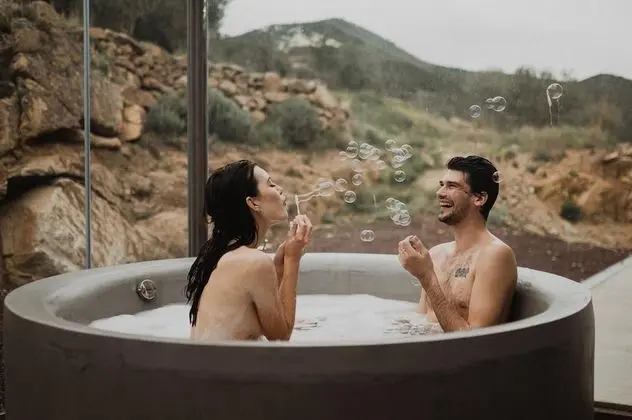 Premium Tek Büyük Yataklı Oda