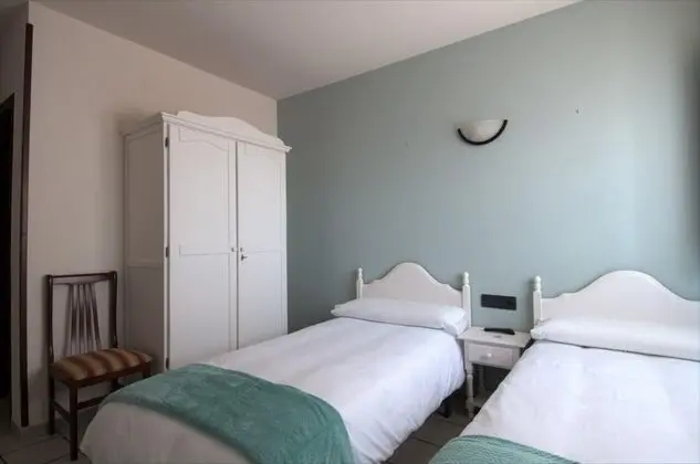 Tek Büyük veya İki Ayrı Yataklı Oda