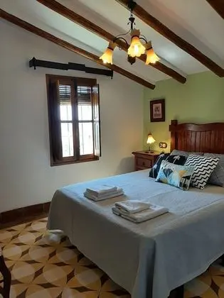 Family Ev, 2 Yatak Odası, Havuz Manzaralı, Dağ Yamacı (La Buhardilla)