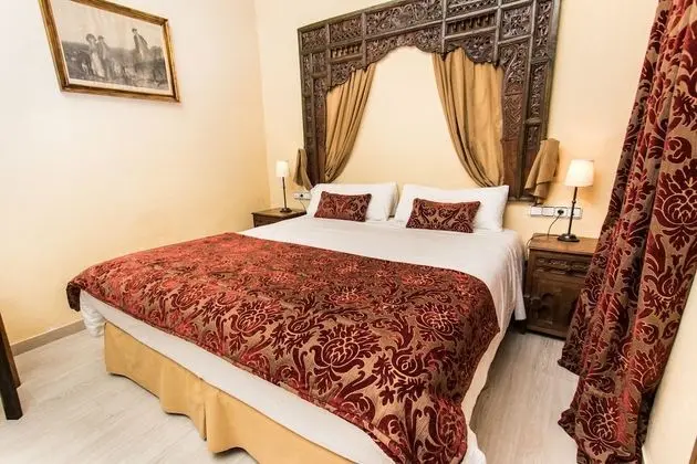 Economy Tek Büyük Yataklı Oda