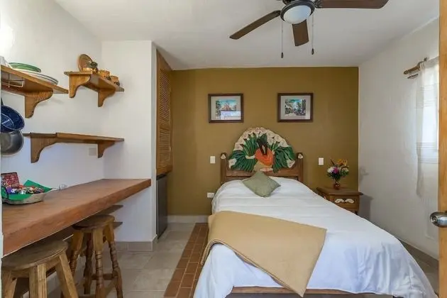 Standard Oda (El Rincon De Barcelona)