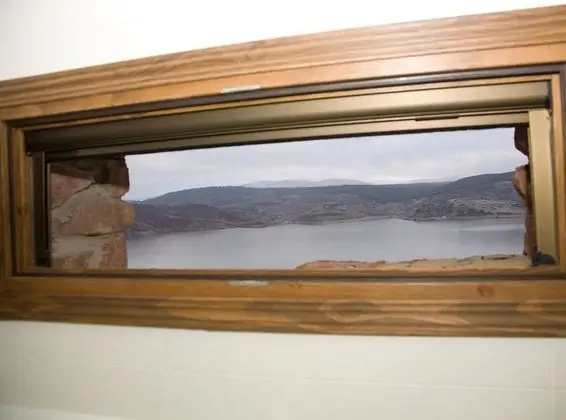 Tek Büyük veya İki Ayrı Yataklı Oda, Göl Kenarı