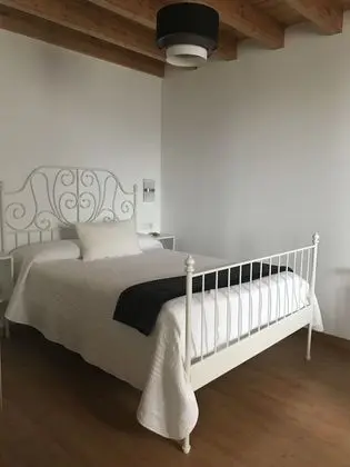 Classic Tek Büyük Yataklı Oda