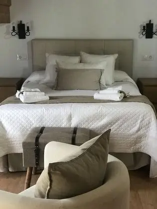 Classic Tek Büyük Yataklı Oda