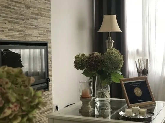 Classic Tek Büyük Yataklı Oda