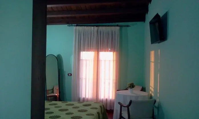 Tek Büyük Yataklı Oda, 1 Büyük (Queen) Boy Yatak