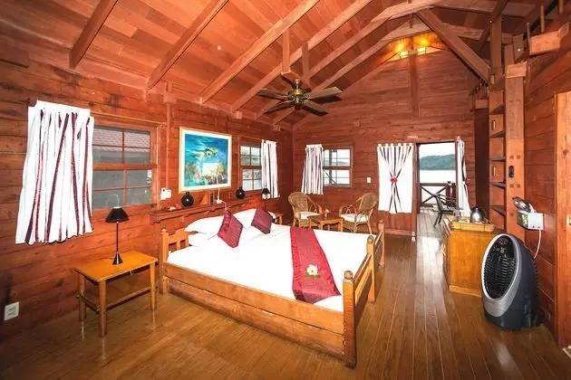 Oda (Cedar Cabana)