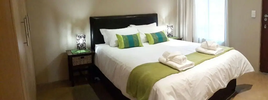 Self-catering Cottage (2)