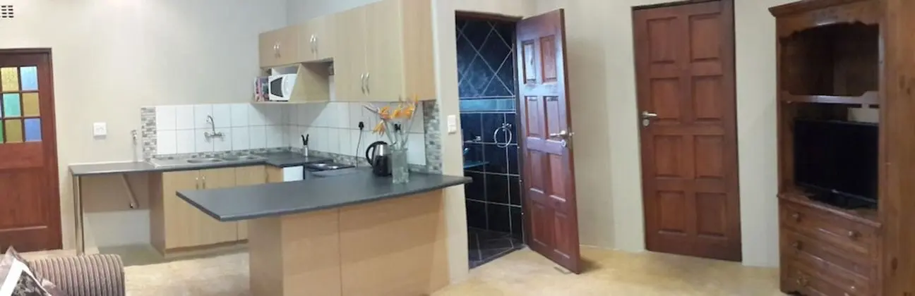 Self-catering Cottage (2)