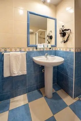 Dört Kişilik Oda