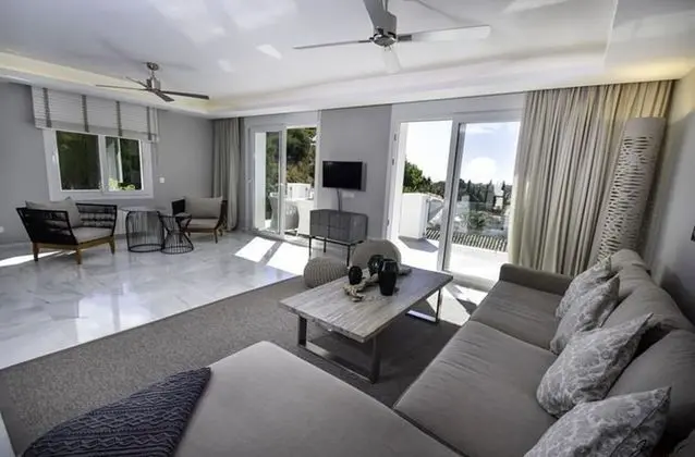 Villa, 4 Yatak Odası, Kişiye Özel Havuzlu