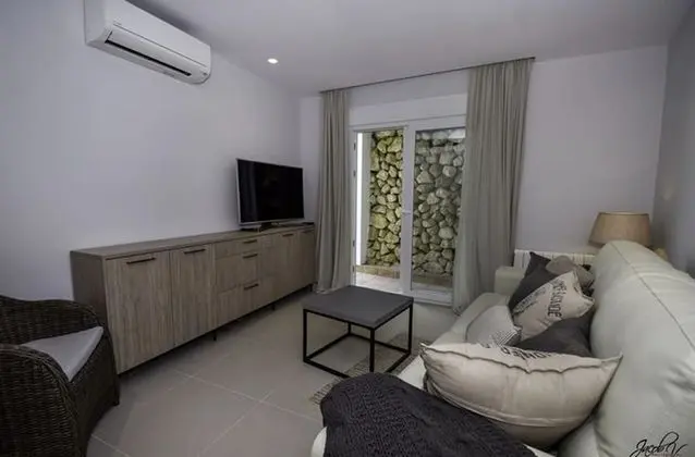 Villa, 4 Yatak Odası, Kişiye Özel Havuzlu