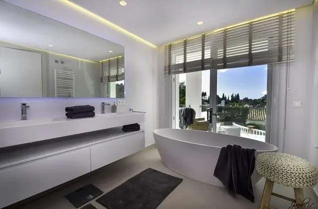 Villa, 4 Yatak Odası, Kişiye Özel Havuzlu