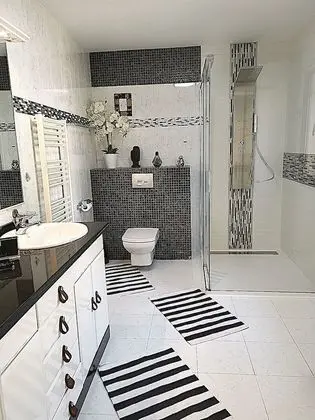 Panoramic Tek Büyük Yataklı Oda
