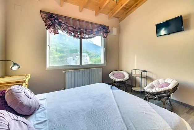 Romantic Tek Büyük Yataklı Oda (L Alineacio)