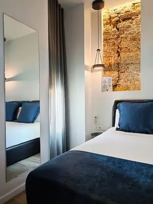 Basic Tek Büyük Yataklı Oda (Interior)