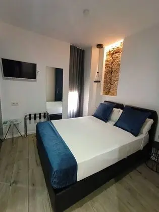 Basic Tek Büyük Yataklı Oda (Interior)