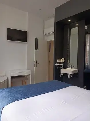 Tek Büyük Yataklı Oda, Sıcak Su Küveti