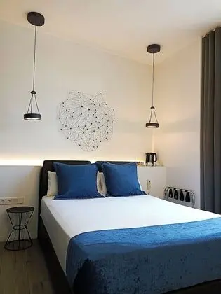Tek Büyük Yataklı Oda, Sıcak Su Küveti