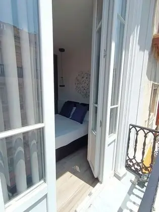 Tek Büyük Yataklı Oda, Sıcak Su Küveti