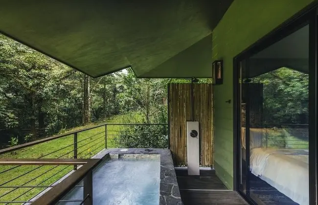 2 Bedroom Suite