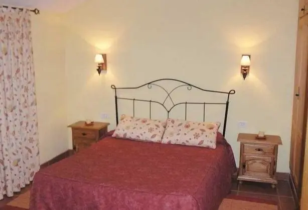 Tek Büyük veya İki Ayrı Yataklı Oda, Balkon