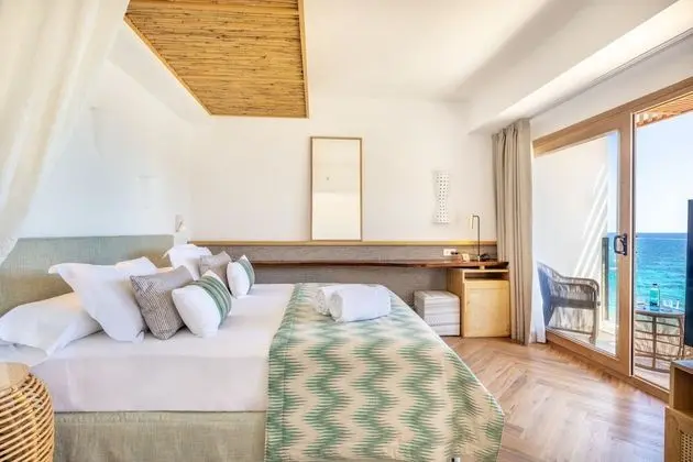 Junior Süit, Deniz Manzaralı (2 Adults)