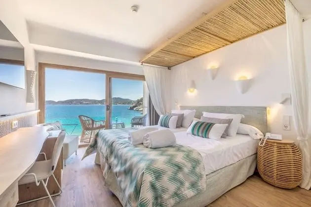 Tek Büyük Yataklı Oda, Balkon, Deniz Manzaralı (2 Adults)