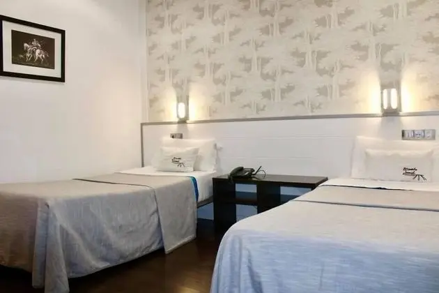 Tek Büyük Yataklı Oda