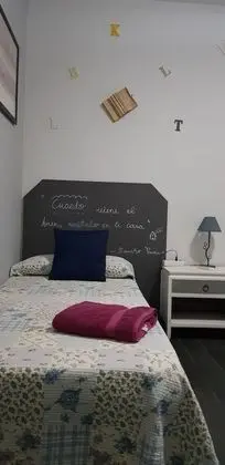 Basic Büyük Yataklı Tek Kişilik Oda