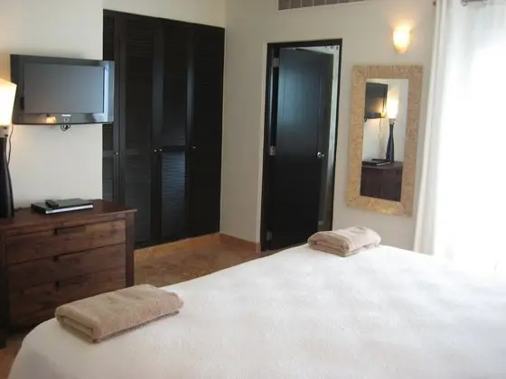 Suit Executive Three Bedrooms