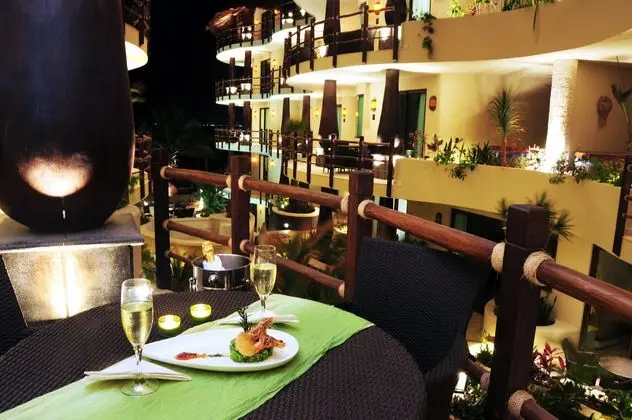 Suit Partial Ocean View Two Bedrooms