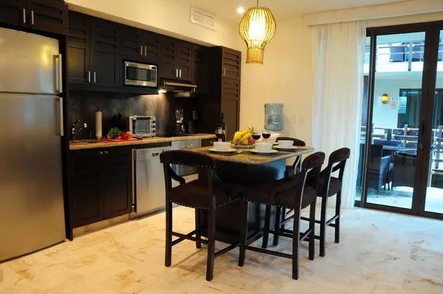 Suit Partial Ocean View Two Bedrooms