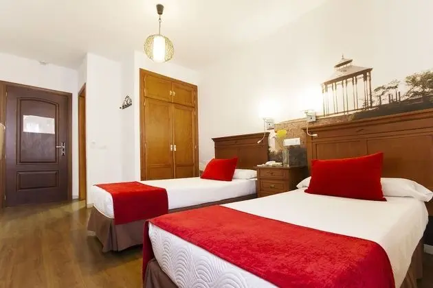 Tek Büyük Yataklı Oda (Double Room 2 beds )