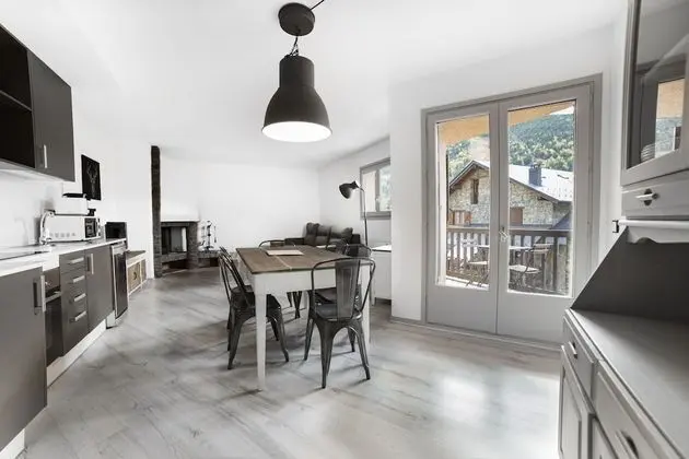 Apart Daire, 2 Yatak Odası (Avet)