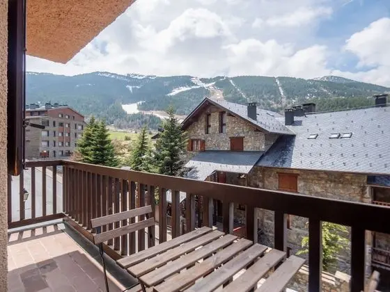 Apart Daire, 2 Yatak Odası (Avet)