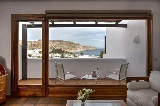 Süit, Sıcak Su Küveti, Deniz Manzaralı (with terrace)