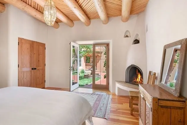 Ev (El Torreon - Exclusive Luxury Home, N)
