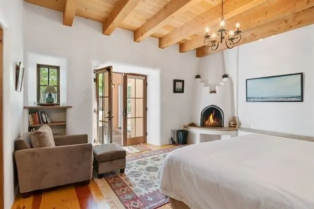 Ev (El Torreon - Exclusive Luxury Home, N)