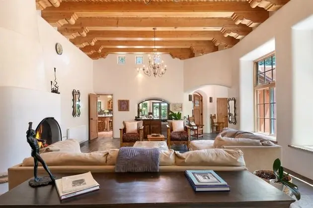 Ev (El Torreon - Exclusive Luxury Home, N)